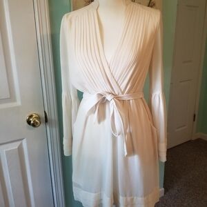 Boutique cream tie waist dress
